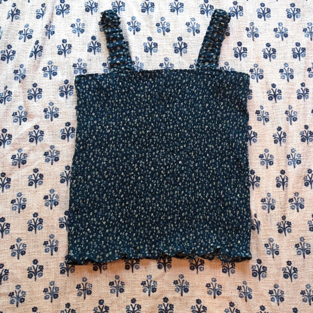 🌞summer smocked tank